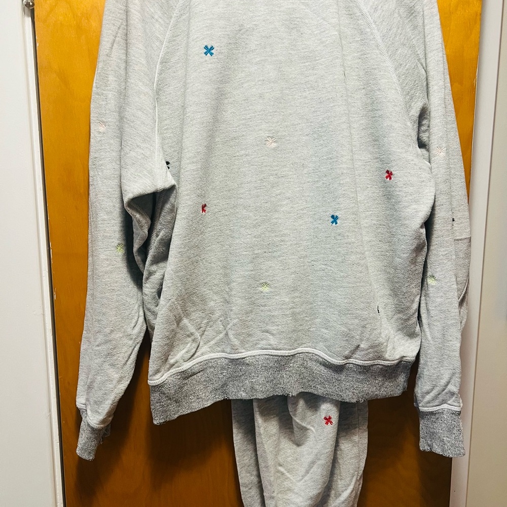 THE GREAT. Classic Grey Embroidered Sweatsuit - Picture 10 of 13